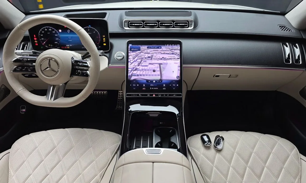 Mercedes-Benz S-Class