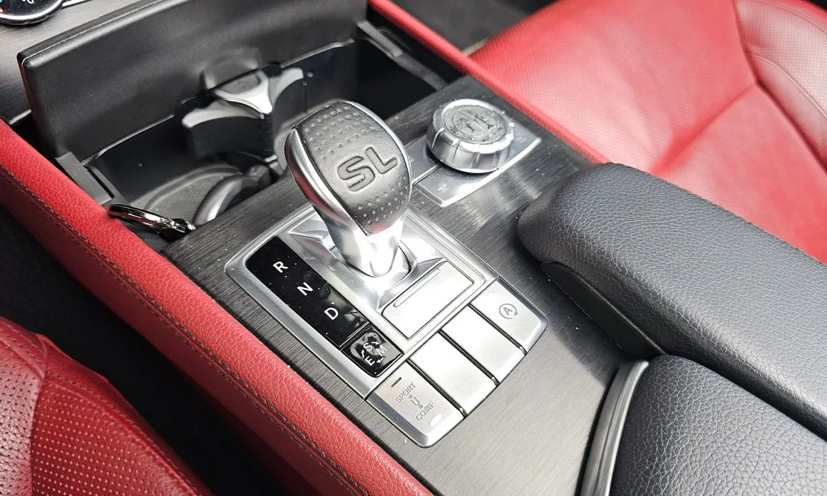 Mercedes-Benz SL-Class