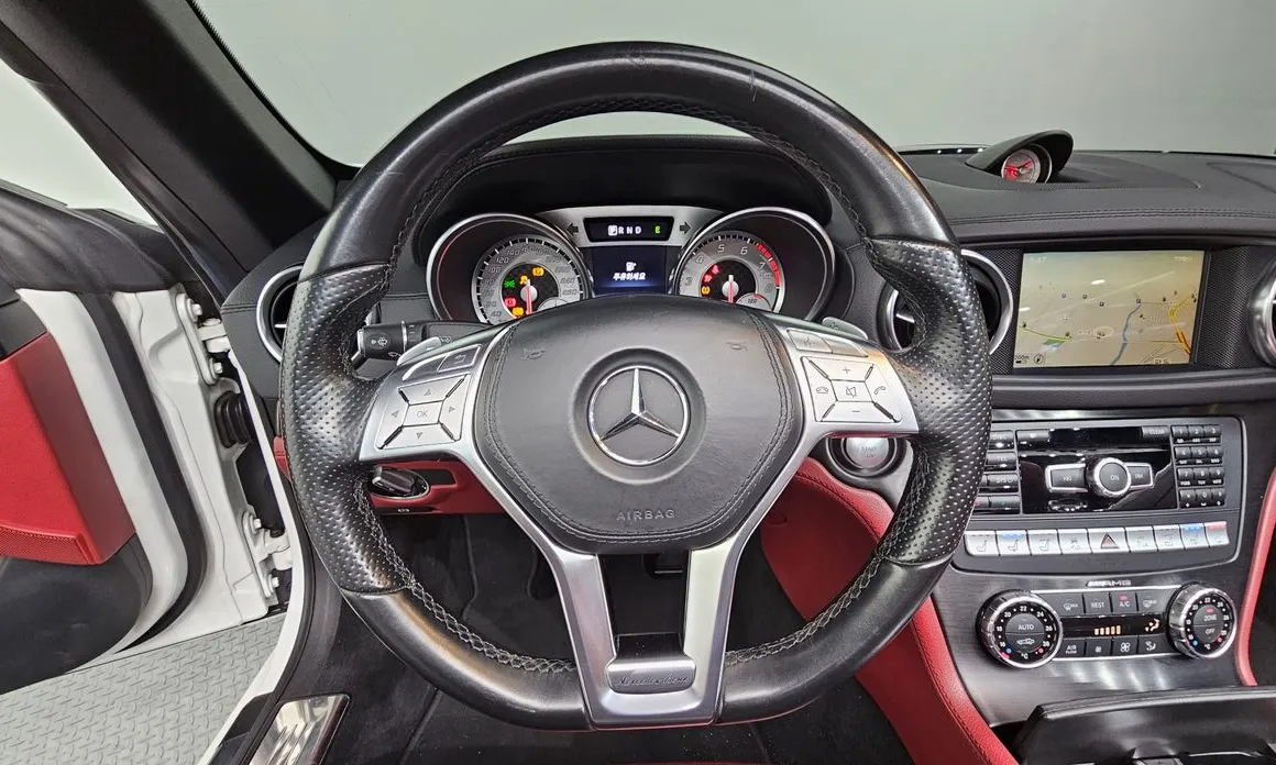 Mercedes-Benz SL-Class