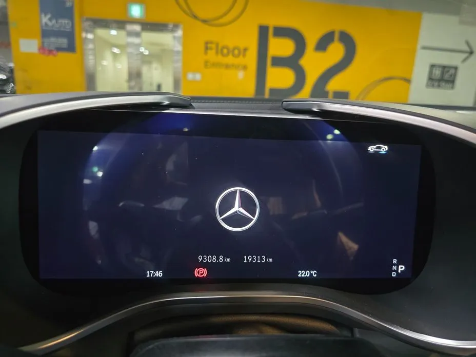 Mercedes-Benz SL-Class