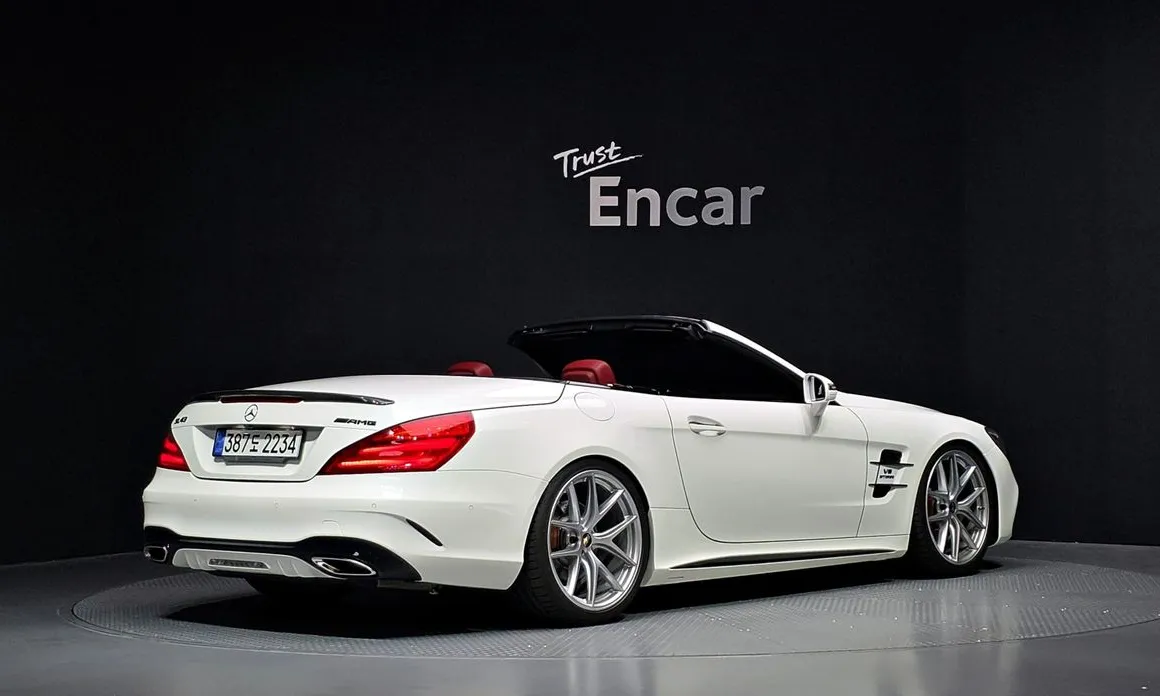 Mercedes-Benz SL-Class
