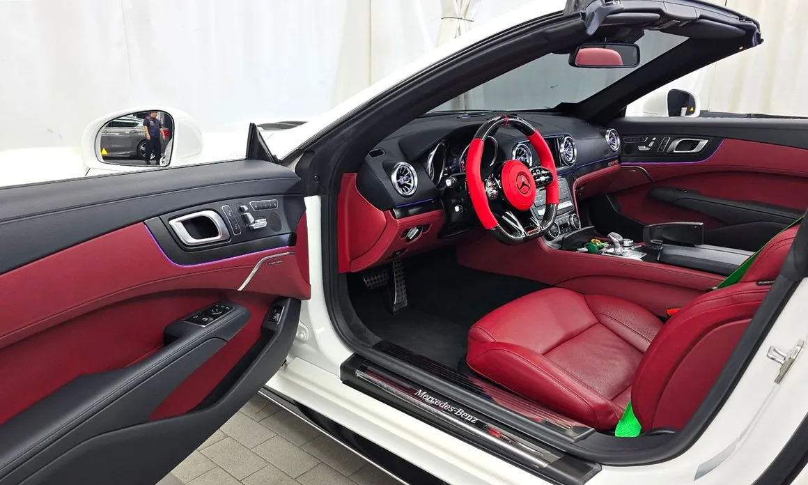 Mercedes-Benz SL-Class
