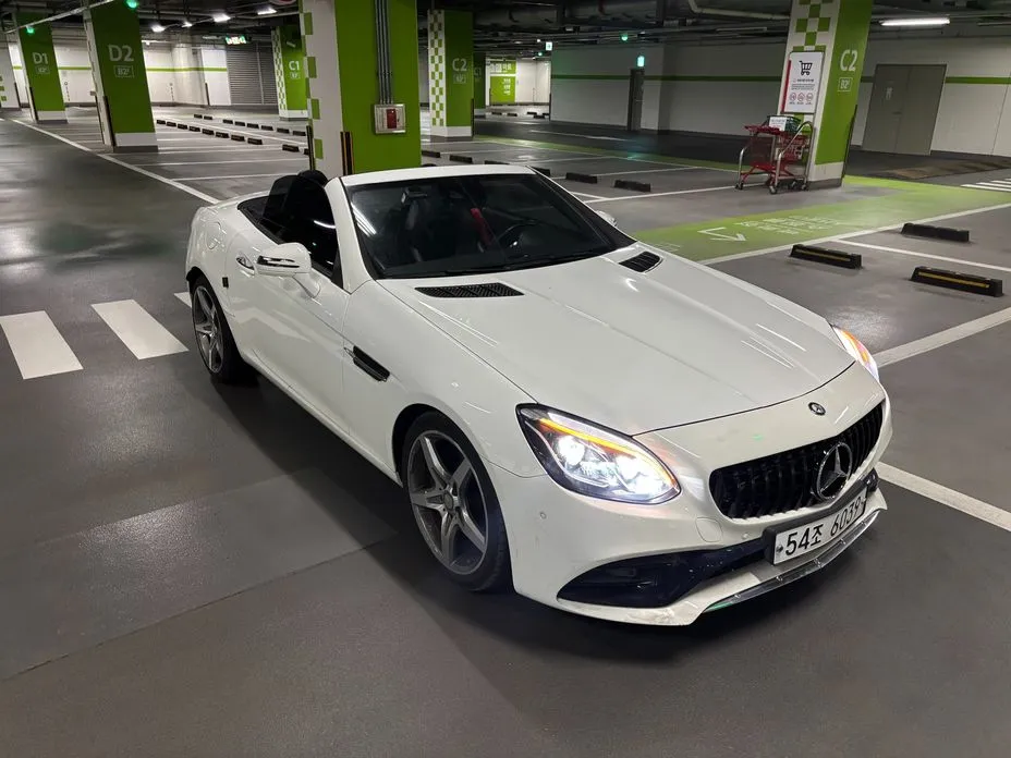 Mercedes-Benz SLC-Class