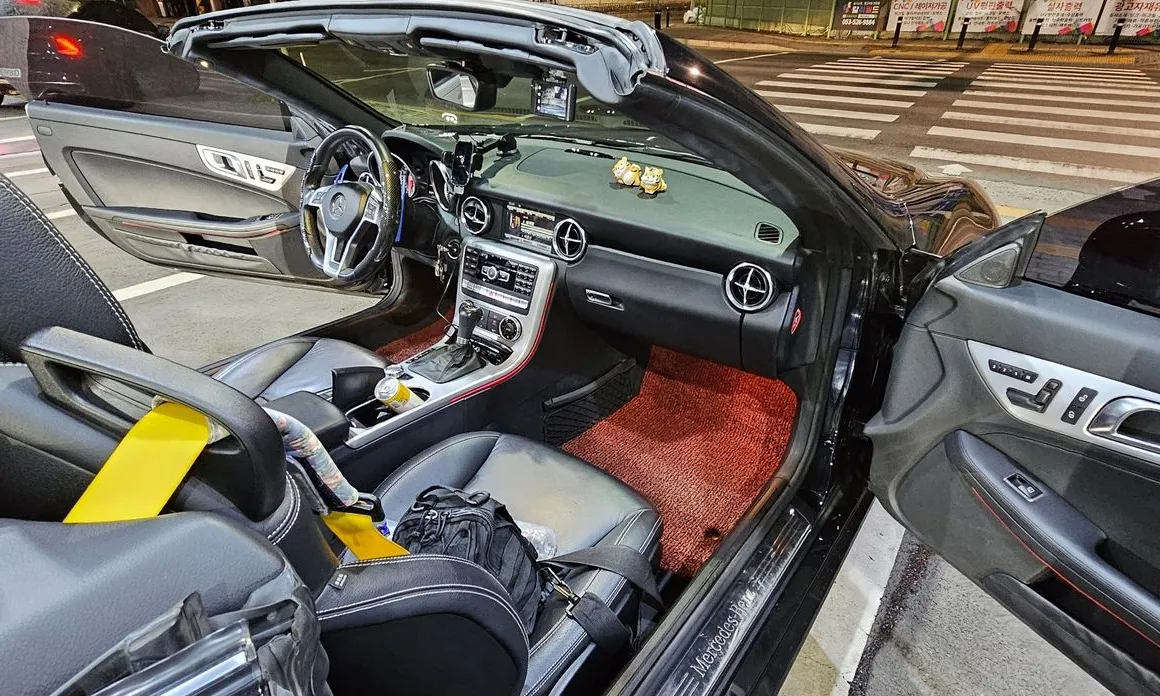 Mercedes-Benz SLK-Class