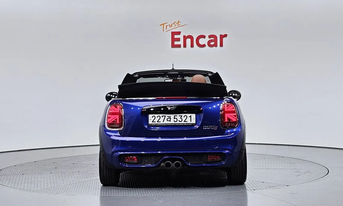 Mini Cooper Convertible