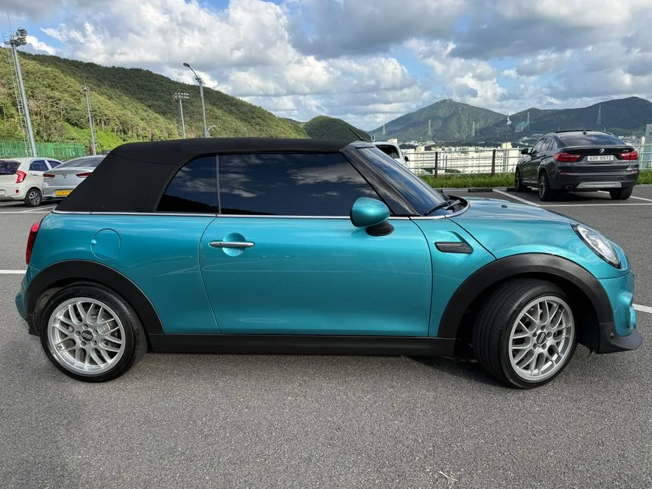 Mini Cooper Convertible