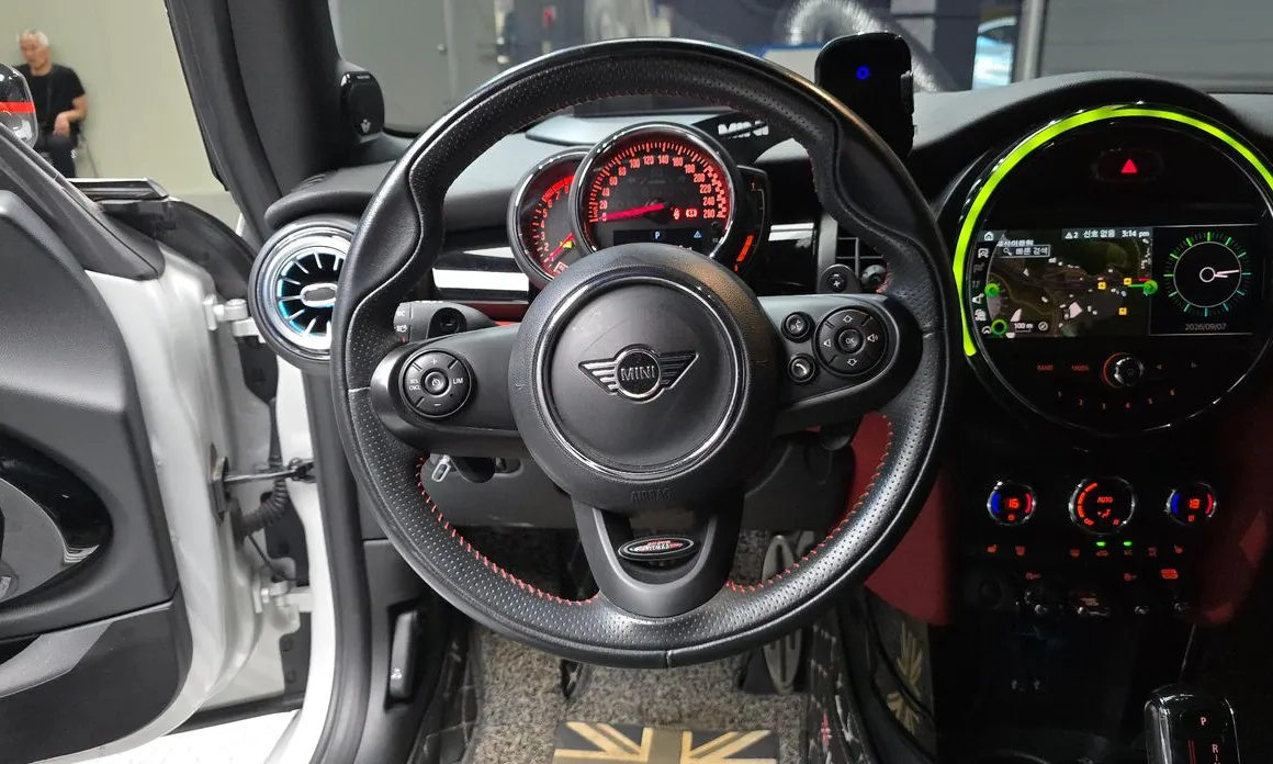 Mini Cooper Convertible