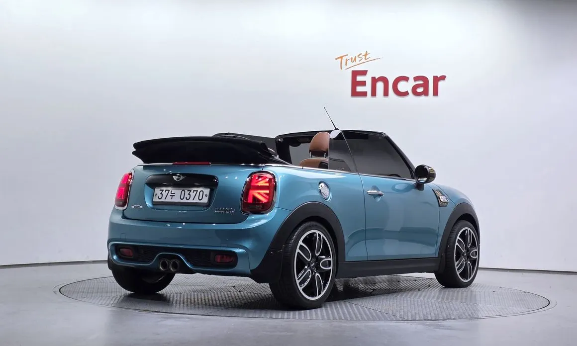Mini Cooper Convertible