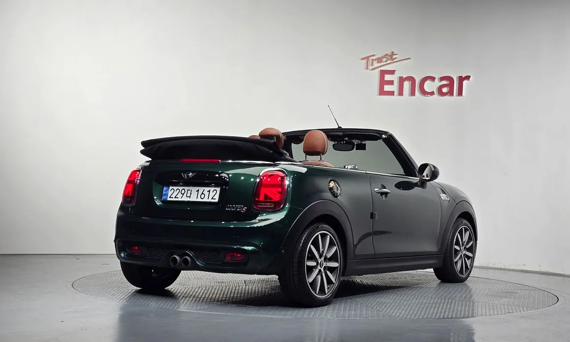 Mini Cooper Convertible