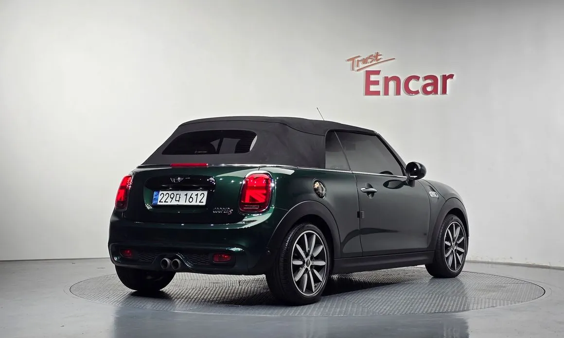 Mini Cooper Convertible