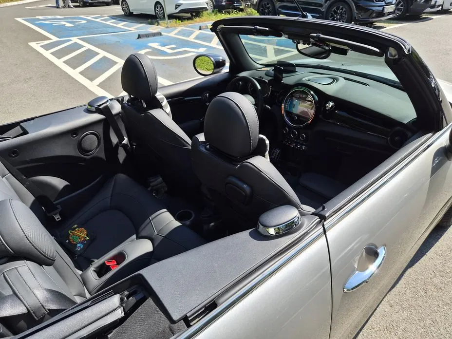 Mini Cooper Convertible