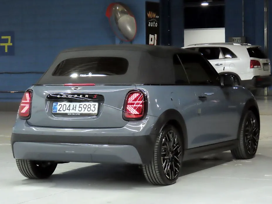 Mini Cooper Convertible