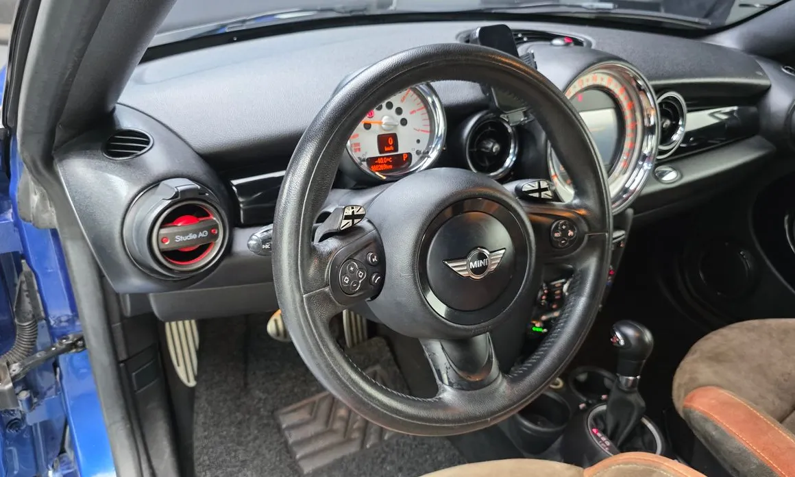 Mini Coupe