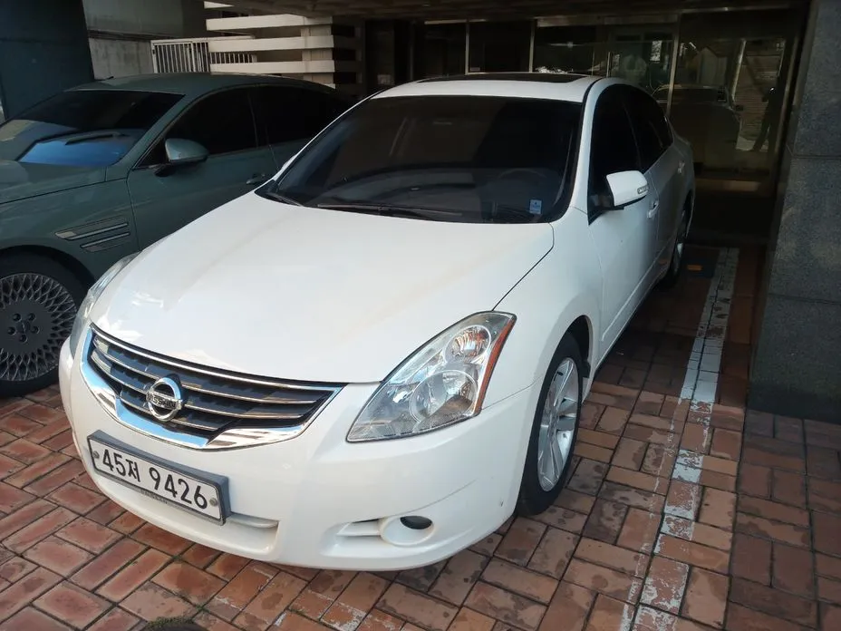Nissan Altima