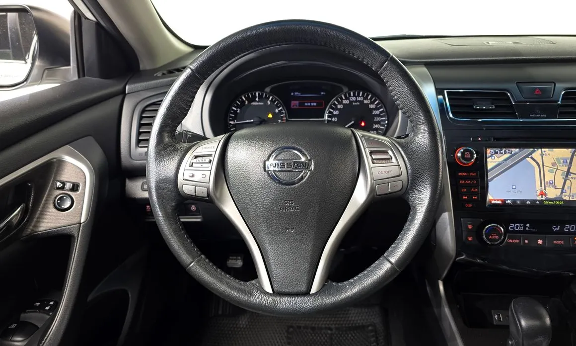 Nissan Altima