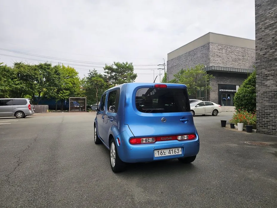 Nissan Cube