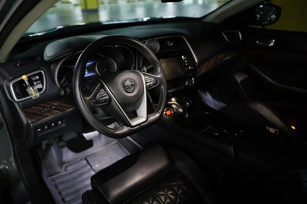 Nissan Maxima
