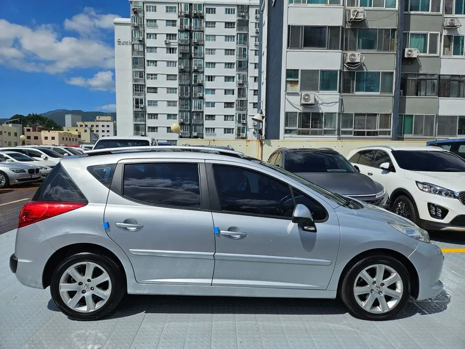 Peugeot 207