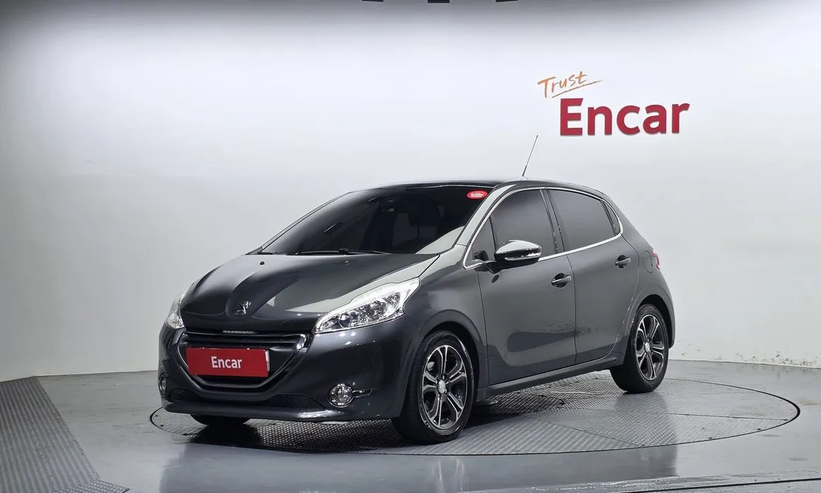 Peugeot 208