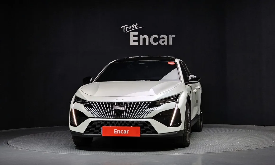 Peugeot 408