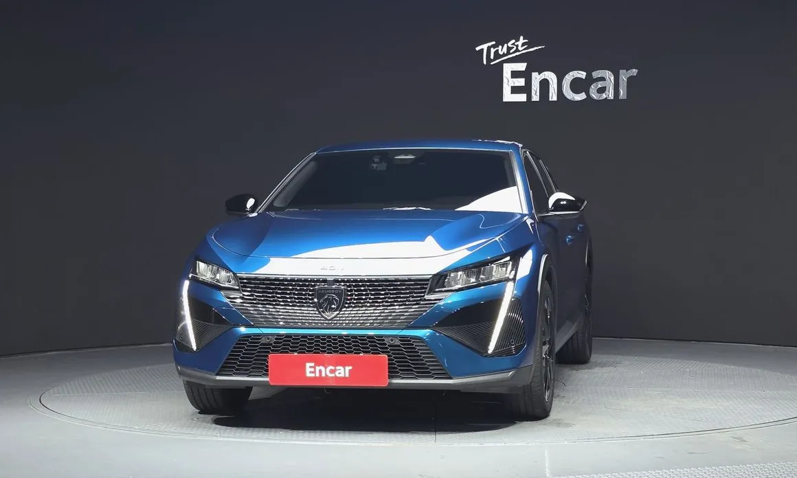 Peugeot 408