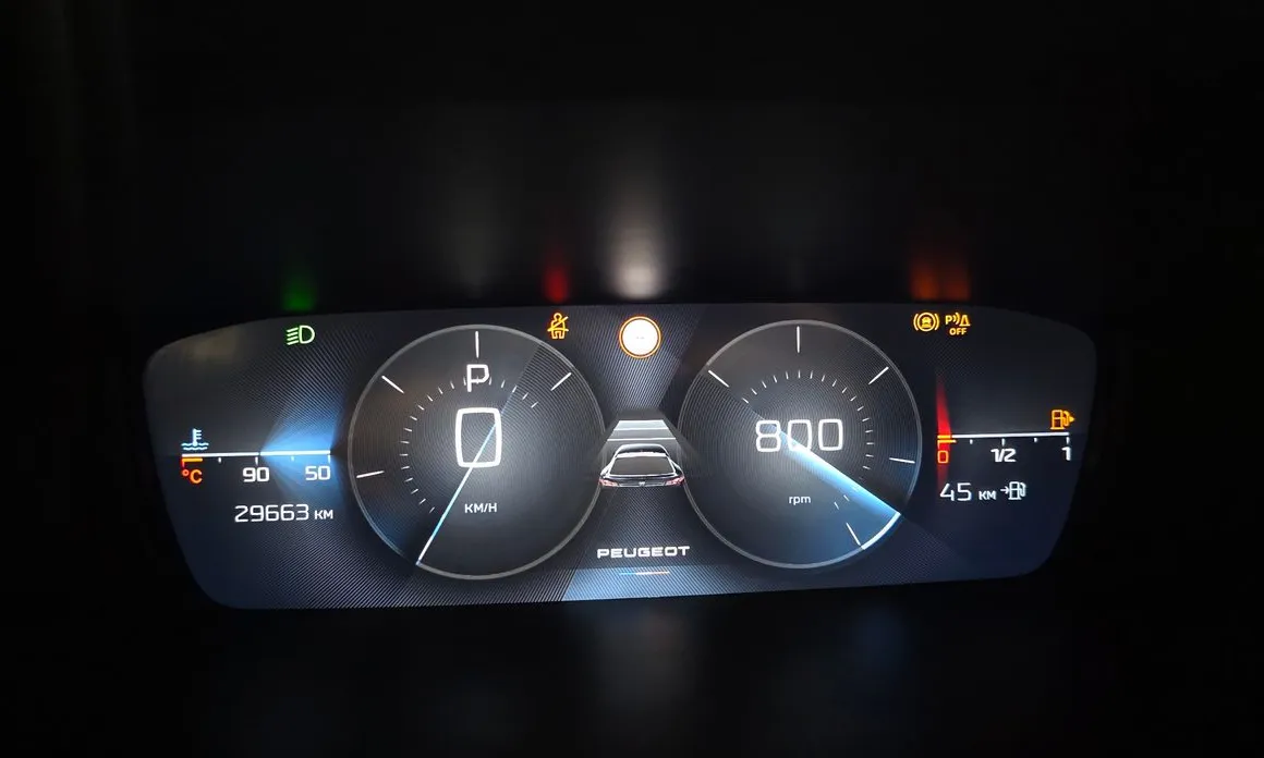 Peugeot 408