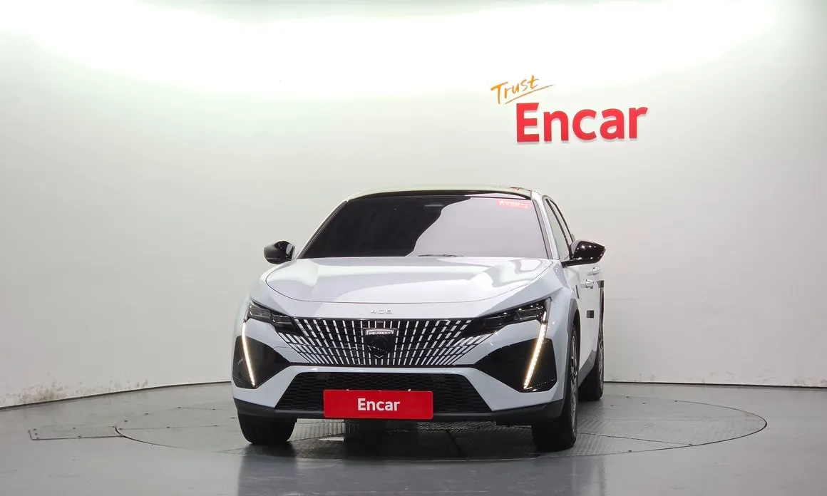 Peugeot 408