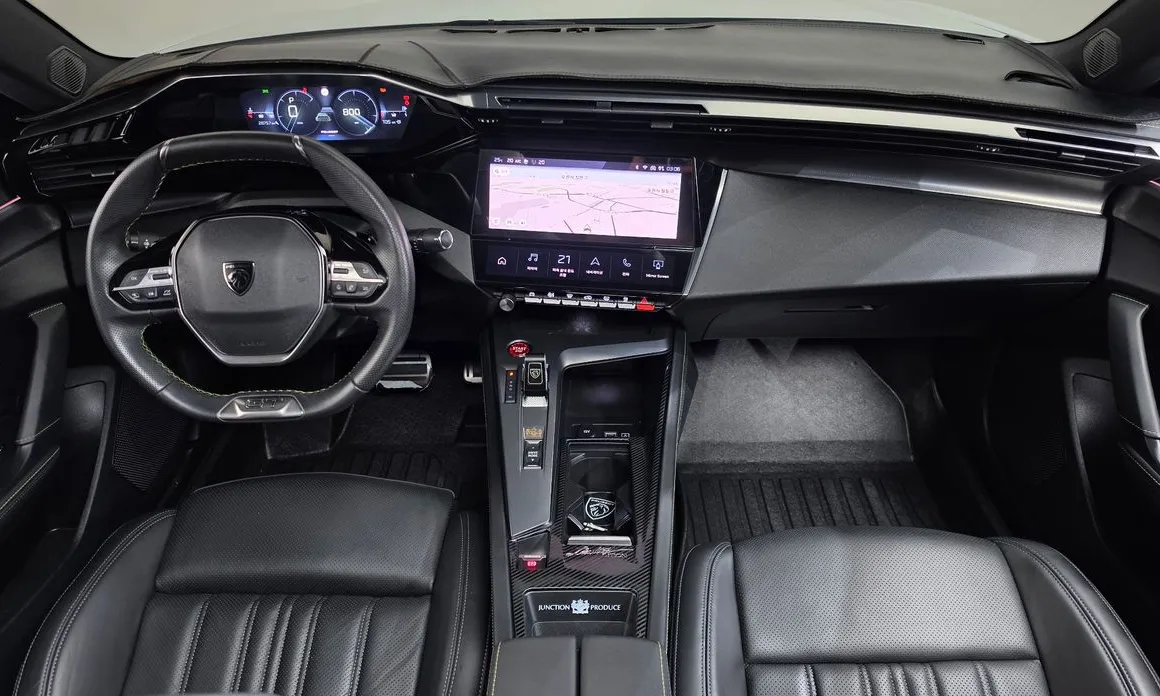 Peugeot 408