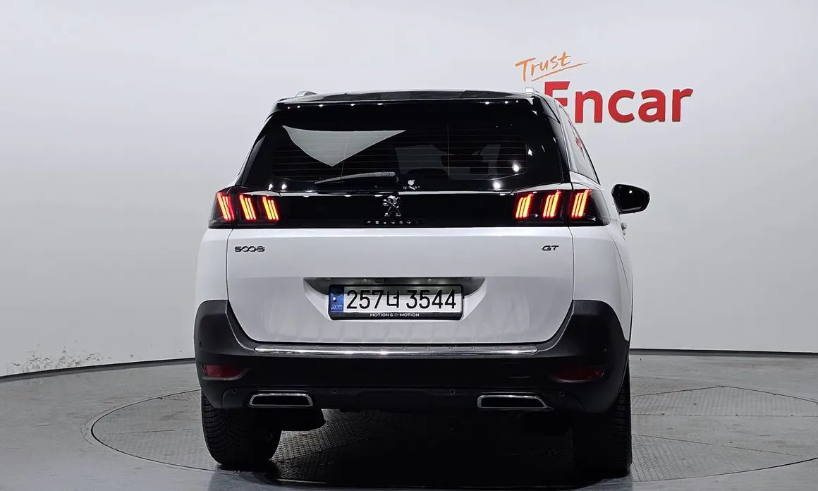 Peugeot 5008