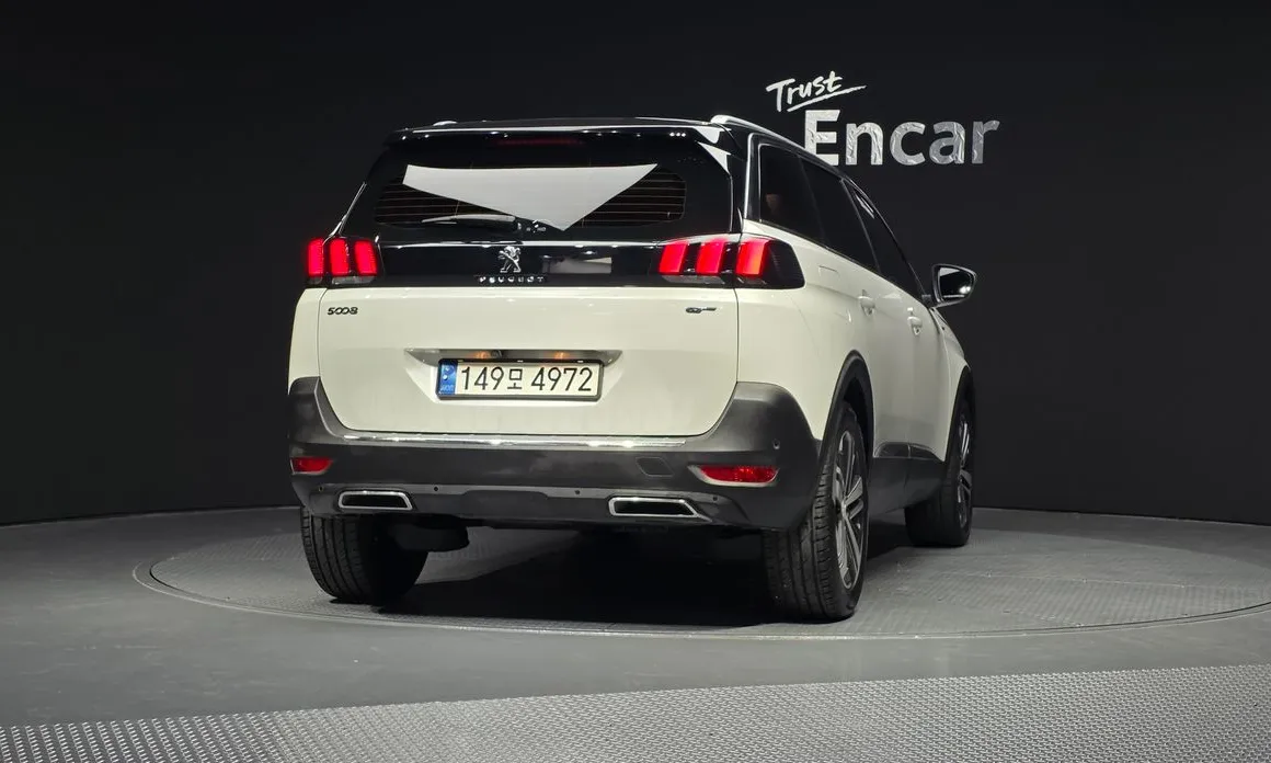Peugeot 5008