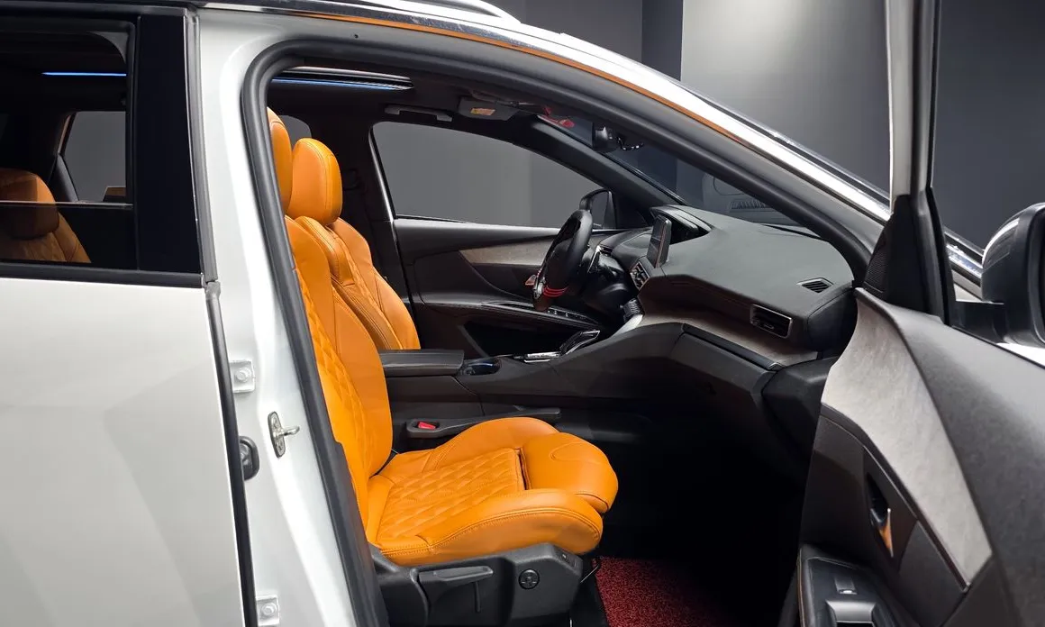 Peugeot 5008