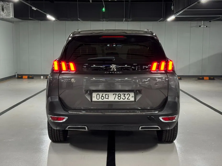 Peugeot 5008