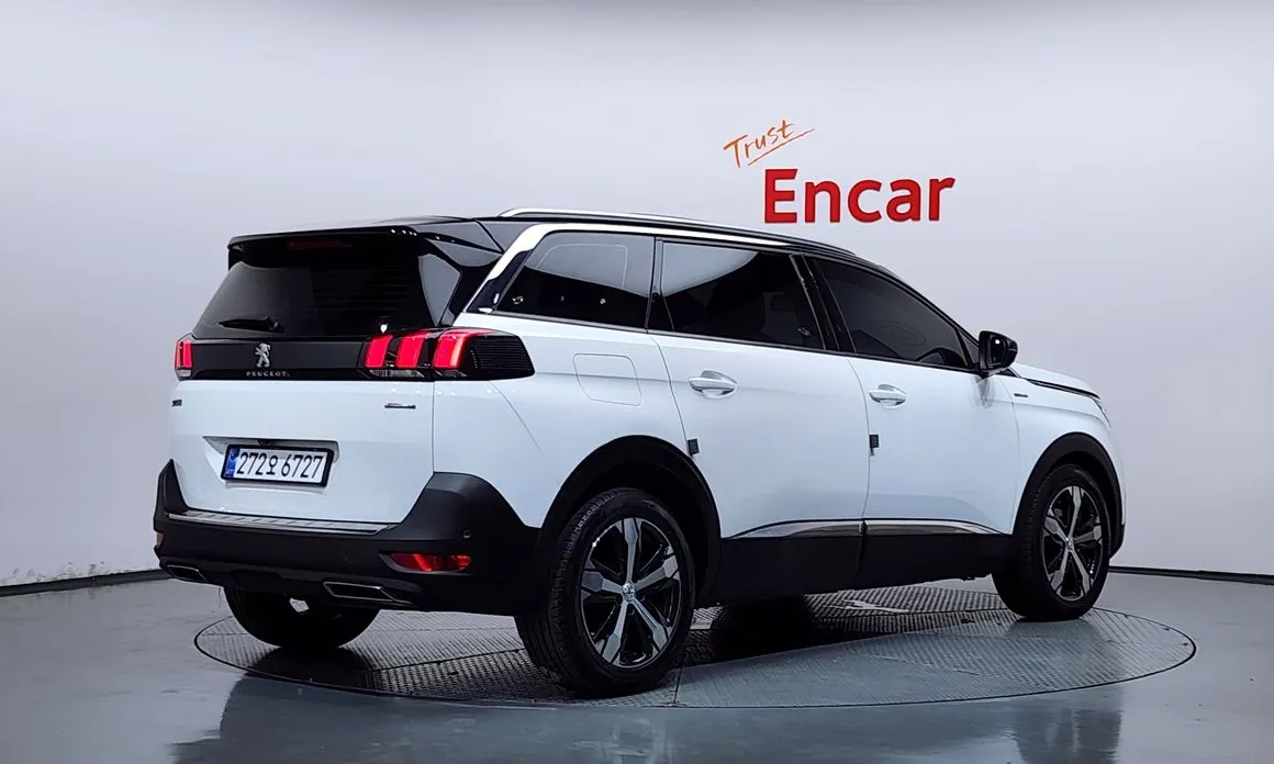 Peugeot 5008