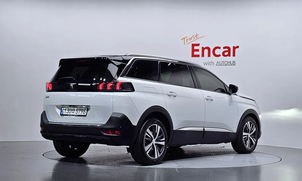 Peugeot 5008