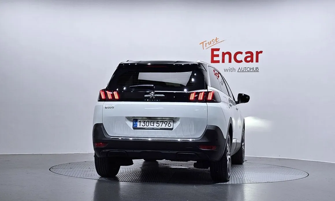 Peugeot 5008