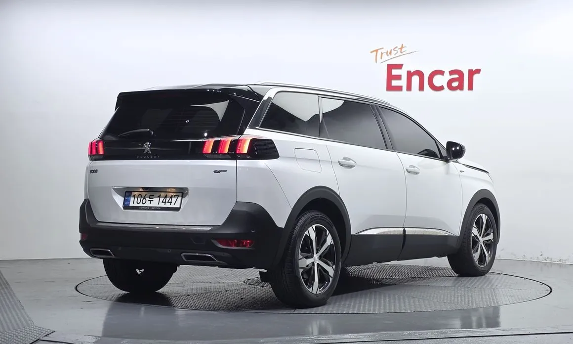Peugeot 5008
