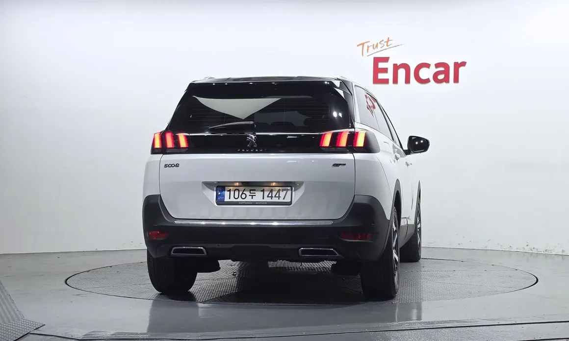 Peugeot 5008