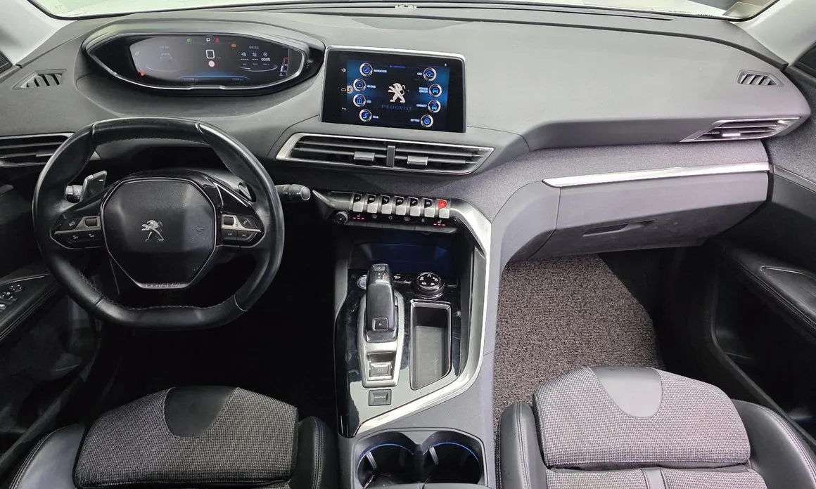 Peugeot 5008