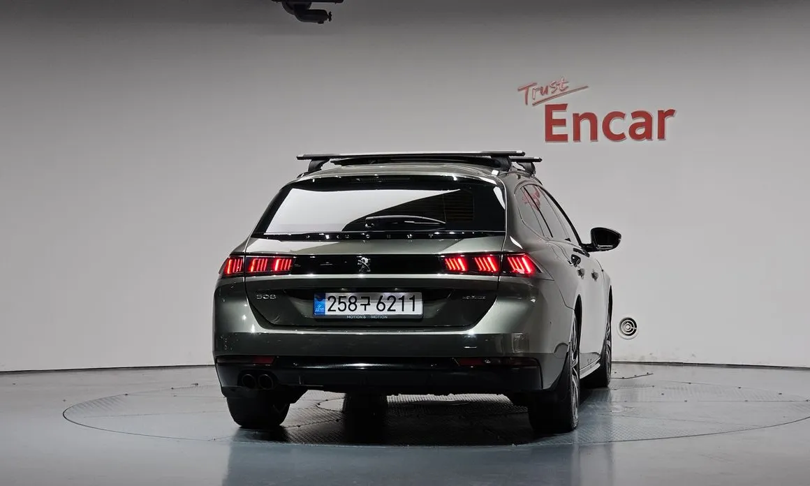 Peugeot 508