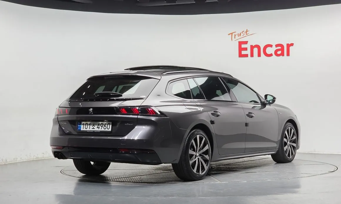 Peugeot 508