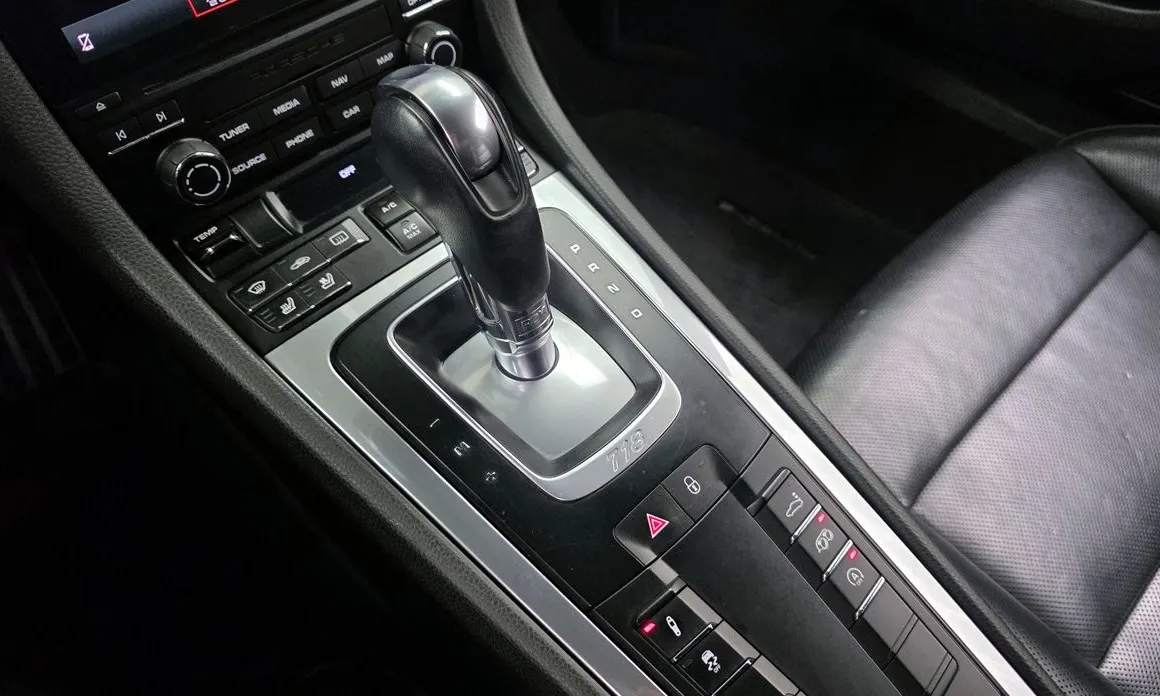 Porsche 718
