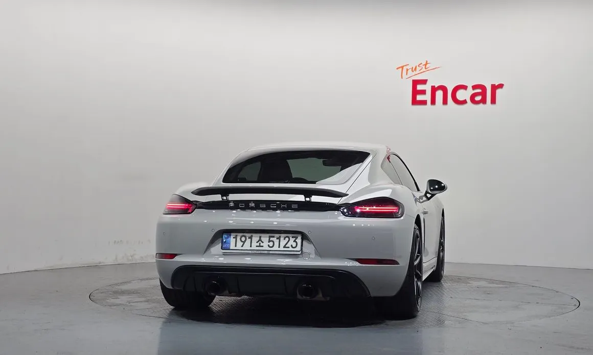 Porsche 718