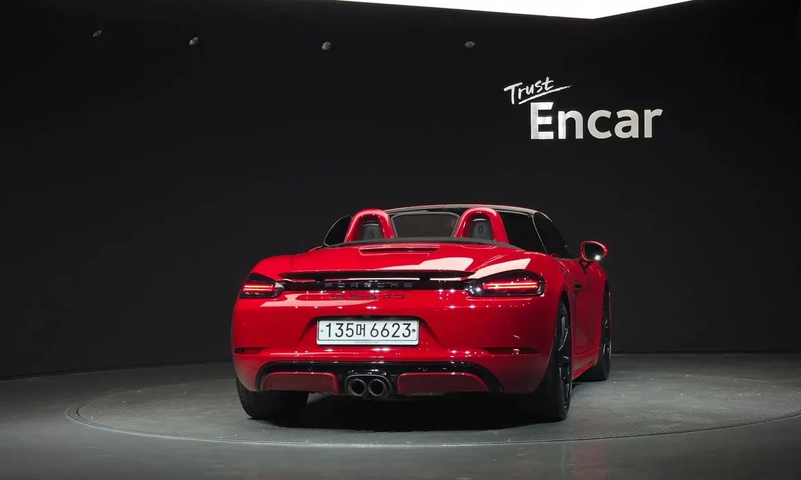Porsche 718