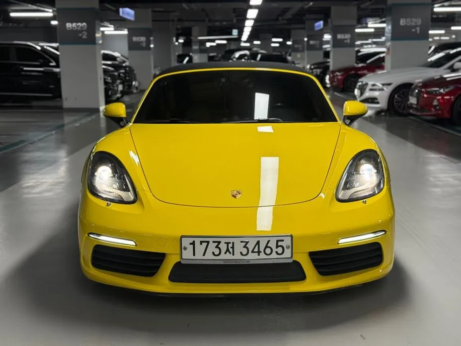 Porsche 718