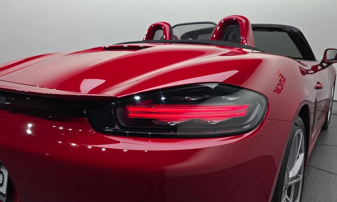 Porsche 718