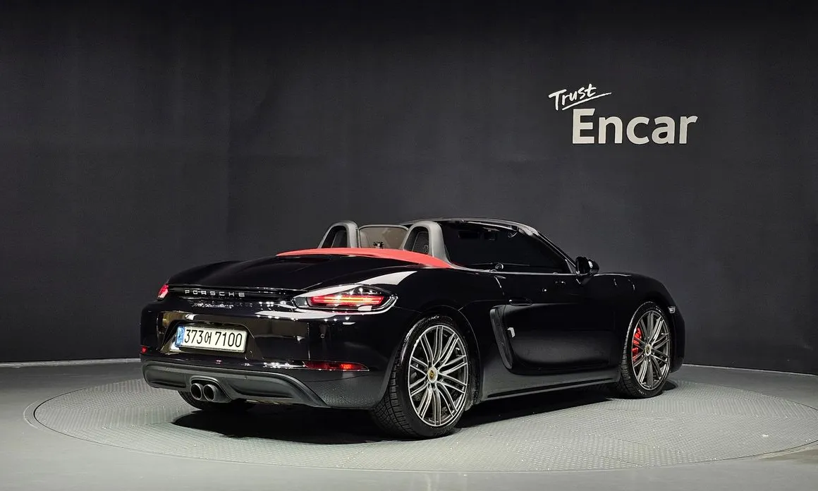 Porsche 718