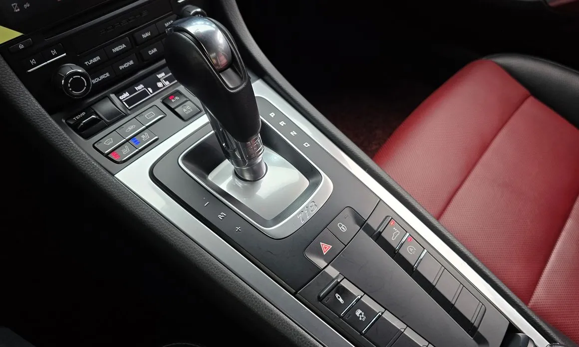 Porsche 718