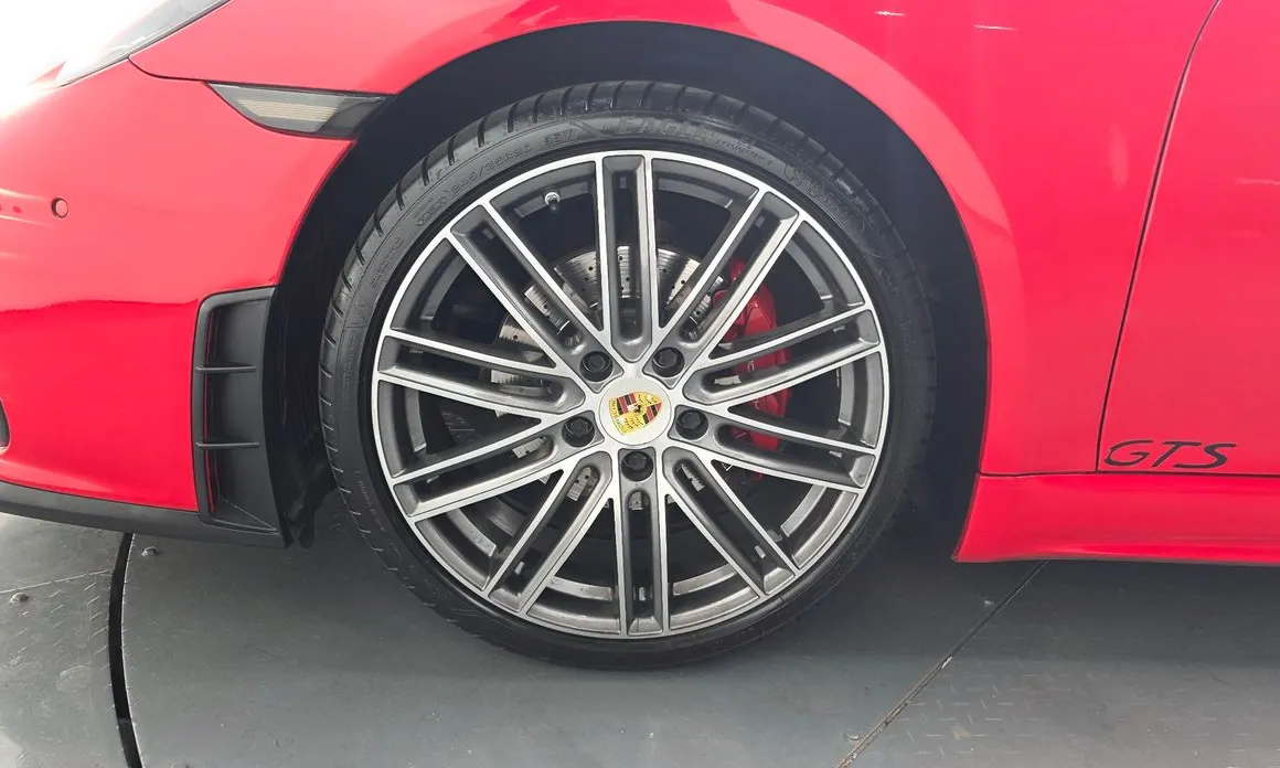Porsche 718