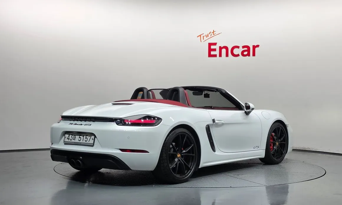 Porsche 718