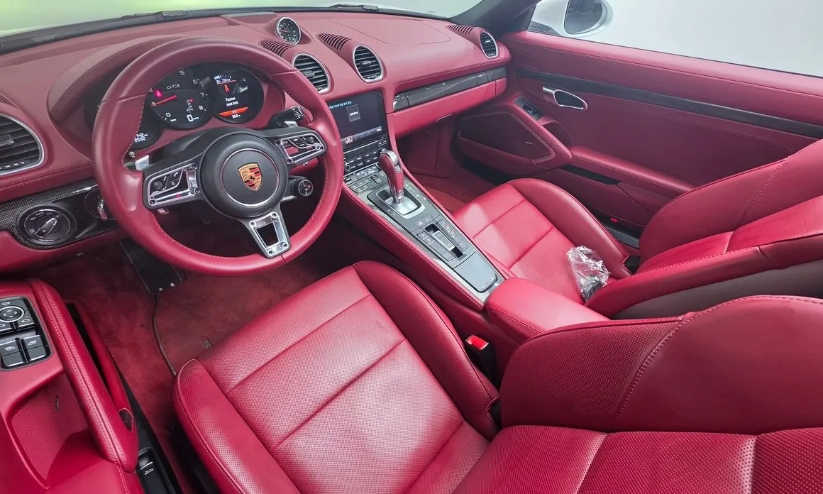 Porsche 718